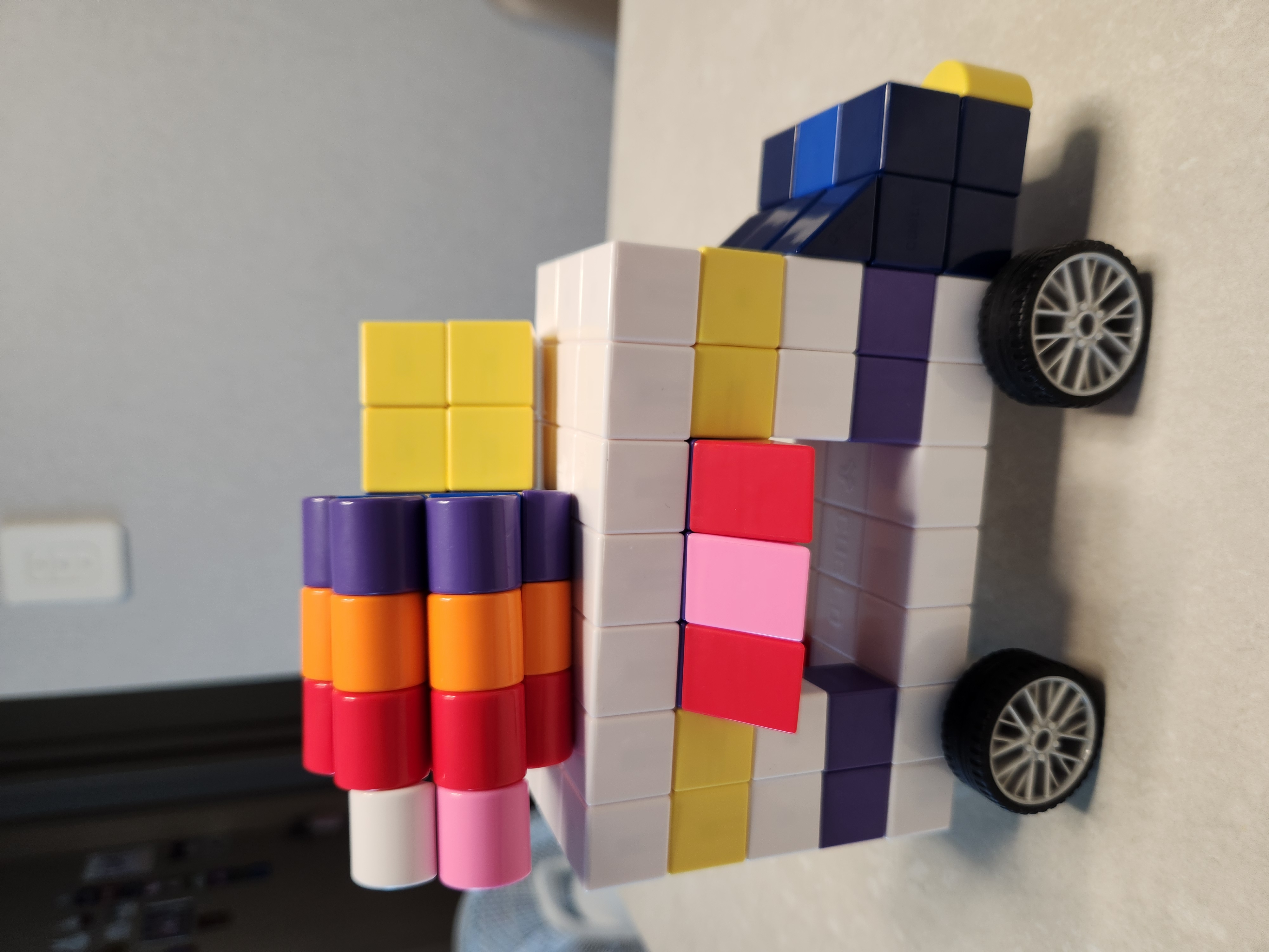 첨부파일
